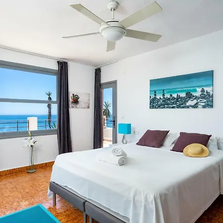 Stunning Beachclose By Costarentals - Ref 03 * Fuengirola