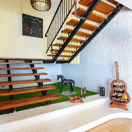 Willa Stunning Beachclose By Costarentals - Ref 03 *