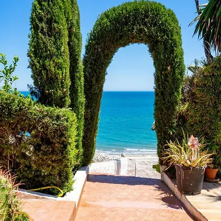 Stunning Beachclose By Costarentals - Ref 03 *