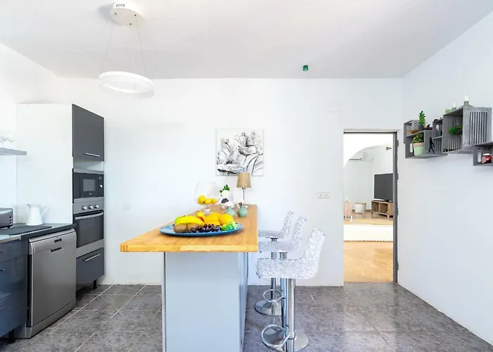 Вілла Stunning Beachclose By Costarentals - Ref 03 *