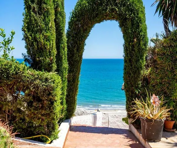 Stunning Beachclose By Costarentals - Ref 03 *