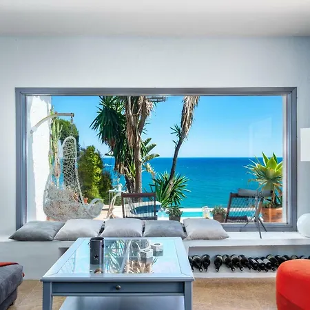 Villa Stunning Beachclose By Costarentals - Ref 03