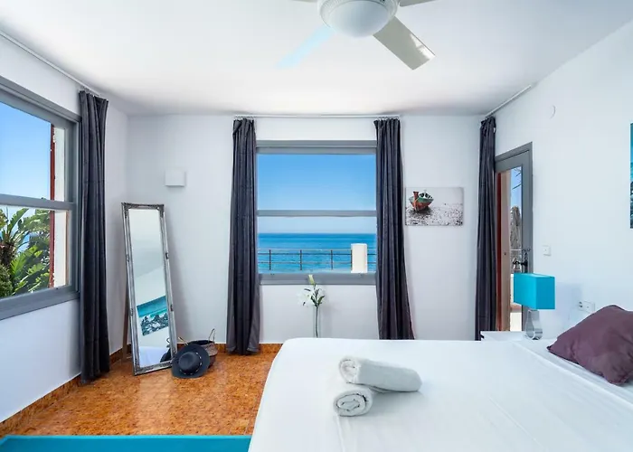 Stunning Beachclose By Costarentals - Ref 03 * フエンヒロラ