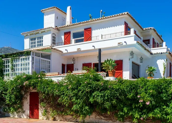 Villa Stunning Beachclose By Costarentals - Ref 03 Fuengirola